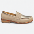 Mocasín Elena Beige Champagne — vista lateral